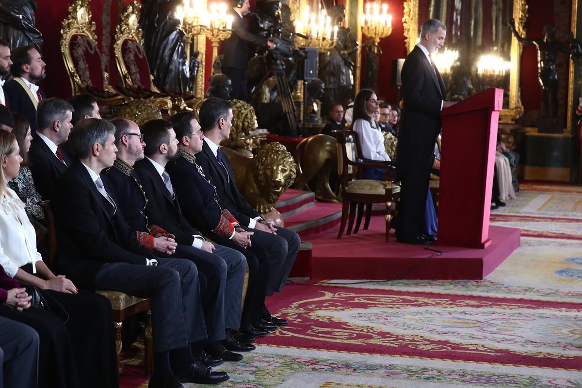 9/01/2025. Pedro Sánchez asiste a la recepción al Cuerpo Diplomático acreditado en España. Pedro Sánchez junto al ministro de Asuntos Exteri...